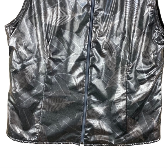 Robert Kitchen Silver Metallic Vest Fleece Medium - Picture 3 of 10